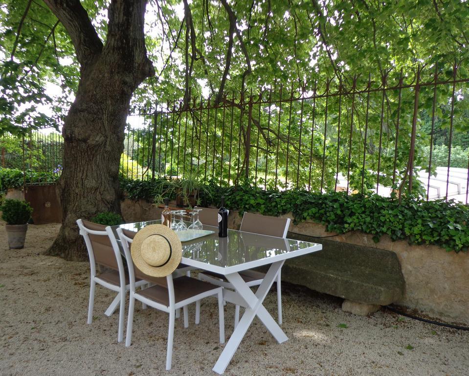 Domaine Les Rivales Apartment Cavaillon Exterior photo